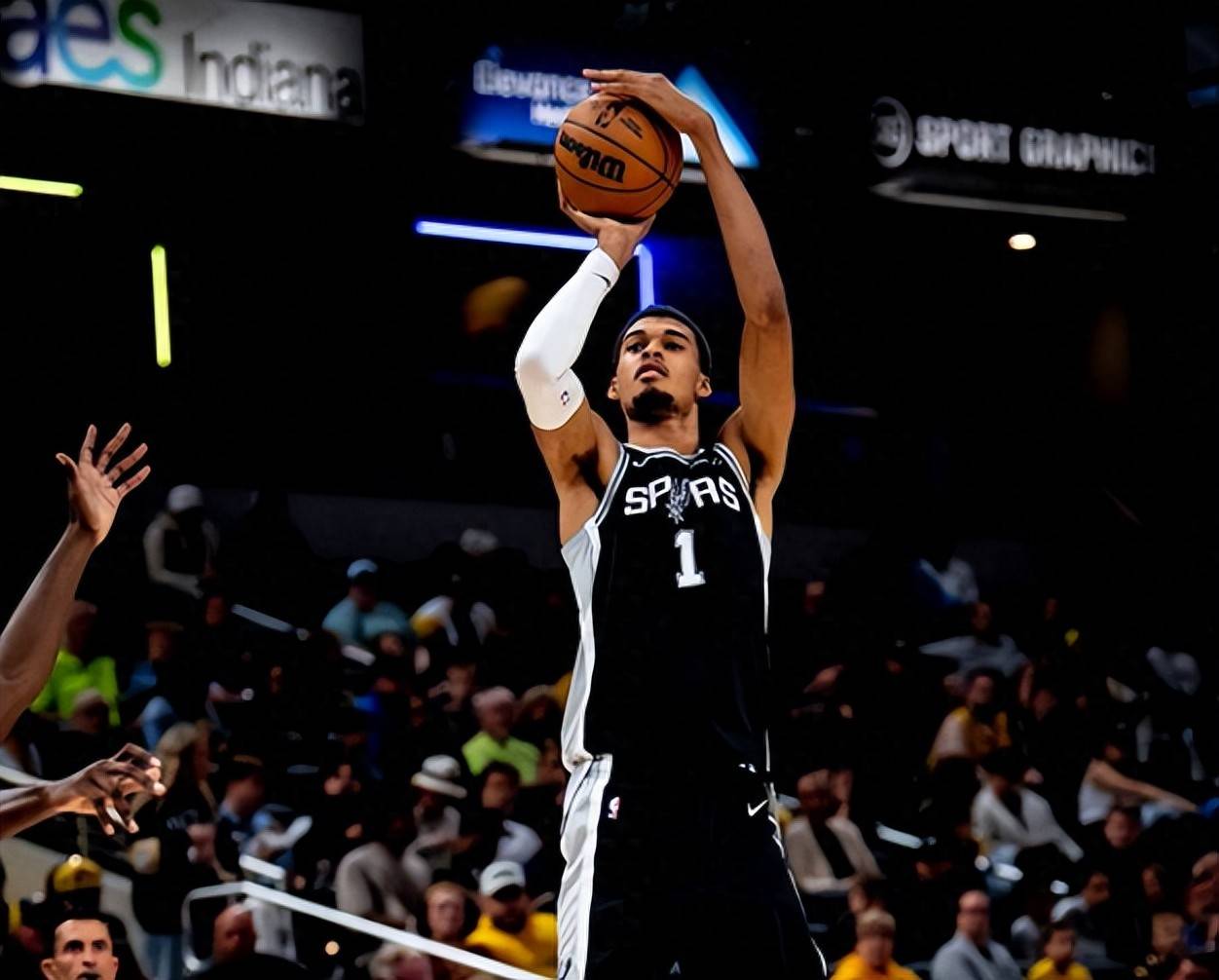 开云入口-达拉斯独行侠迎CBA季后赛关键赛；冲刺阶段迎来里程碑；话题不断；球队文化再被提及的简单介绍